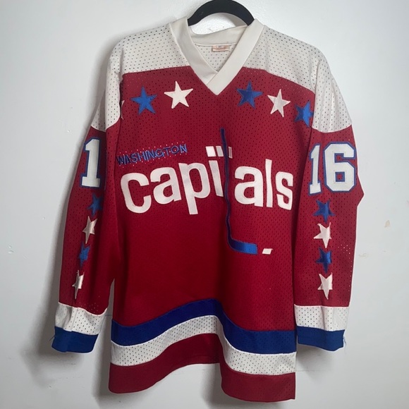 Vintage Washington Capitals XL Jersey RARE